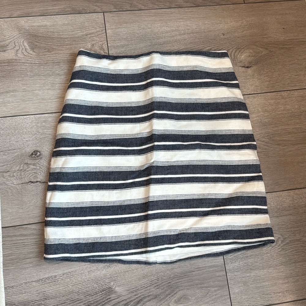 Loft navy and white striped skirt